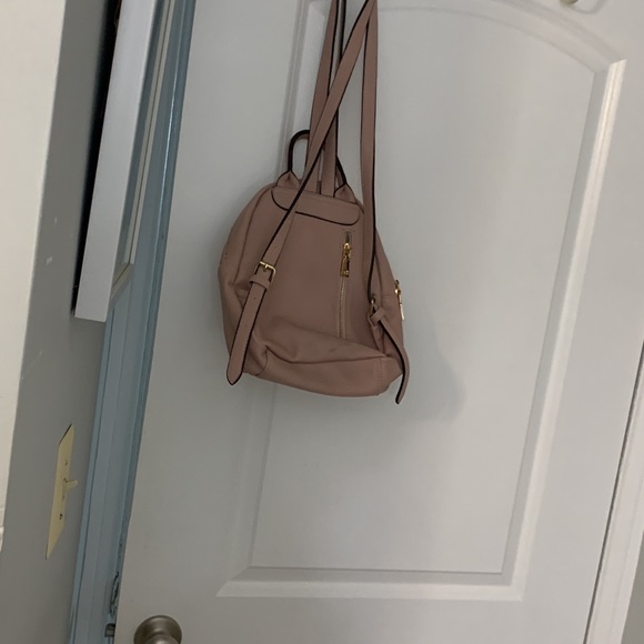 Backpack - Picture 4 of 11